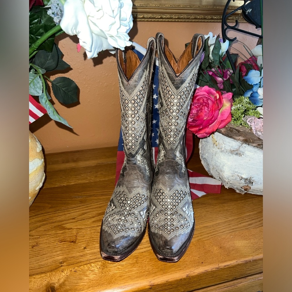 Golden Guns Distressed Brown Embroidered/Crystal   Western Boots  US6 MEX23